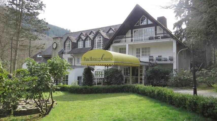 Hotel für 2 Personen, mit Terrasse und Garten sowie Ausblick in Ettringen