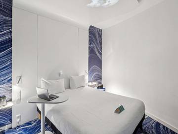 Hôtel pour 3 personnes, avec terrasse, animaux acceptés dans Aeroport Paris - Orly