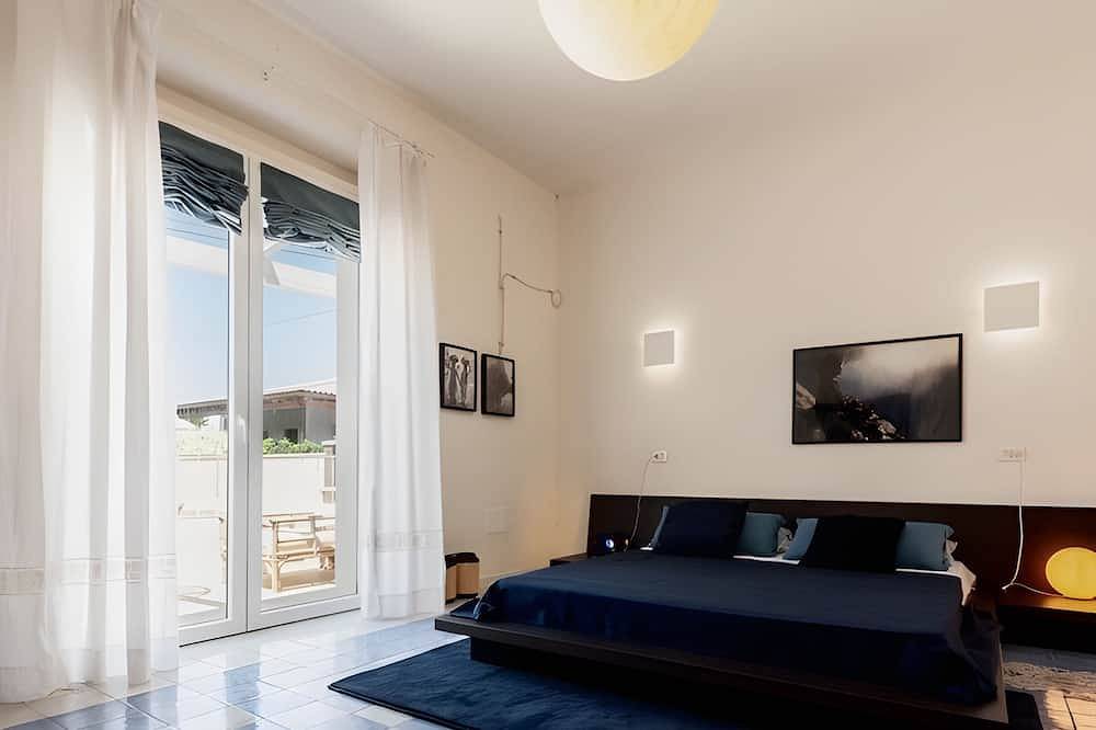 Design-Apartment mit Dachterrasse am Meer in Capilungo, Golf von Tarent