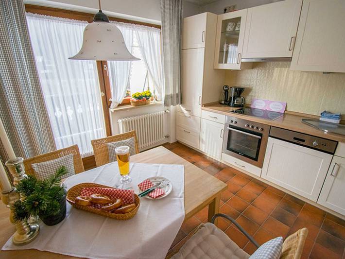 Ferienwohnung für 3 Personen, mit Ausblick und Balkon in Kreuth - 4