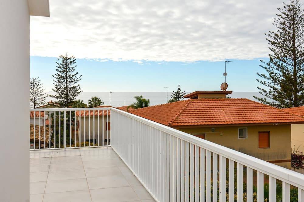 Entire apartment, 3 bedroom awesome apartment in Marina di Modica in Marina di Modica, Modica