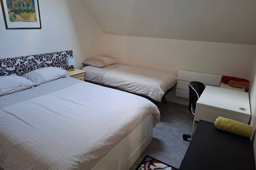 Maisonfrancolatine – House with Parking, Terrace, and Garden in Sainte-Maure-de-Touraine, Chinon region