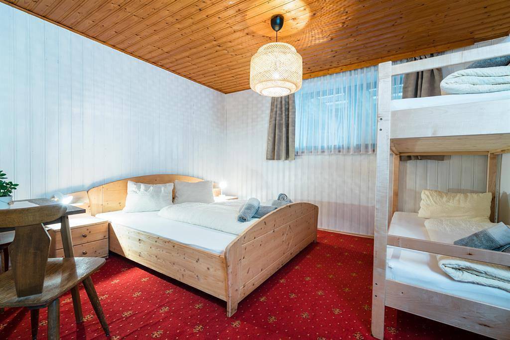 Ganze Ferienwohnung, Vierbettzimmer mit Dusche, Wc in Kleinarl, Ski Amadé