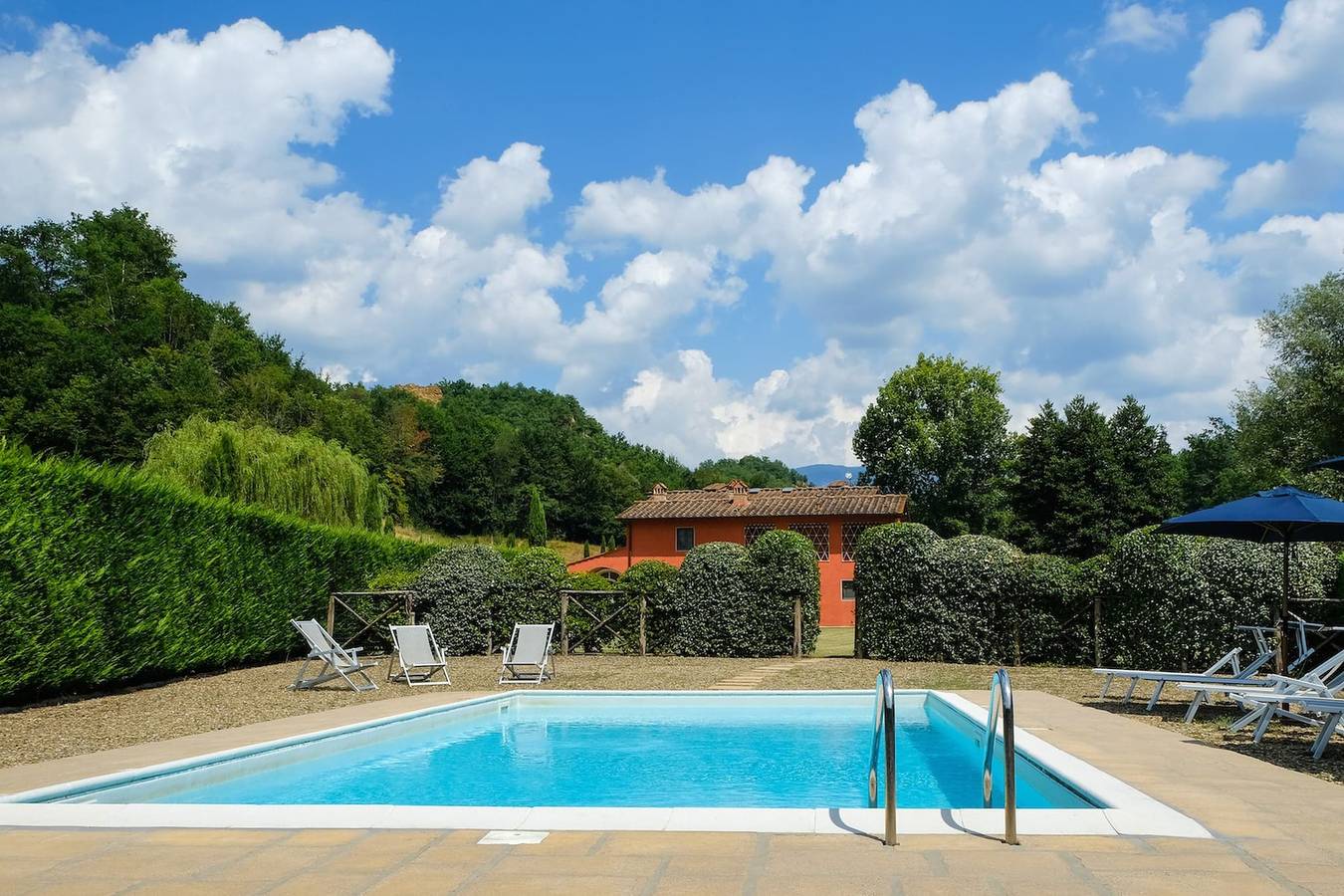 Villa Casa Rossa in a scenic place. 16 people in Reggello, Valdarno
