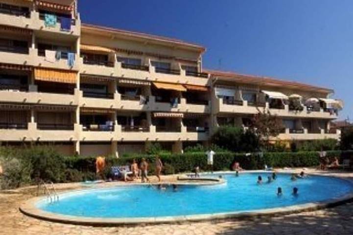 Ferienwohnung für 4 Personen, mit Garten und Pool - 1