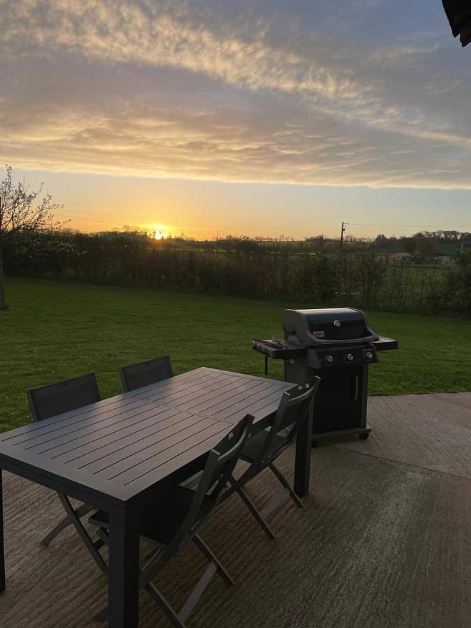 Gîte pour 4 personnes, avec terrasse ainsi que jardin et vue à Ryes - 2