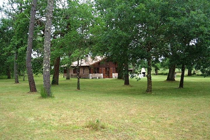 Gîte pour 6 personnes, avec jardin