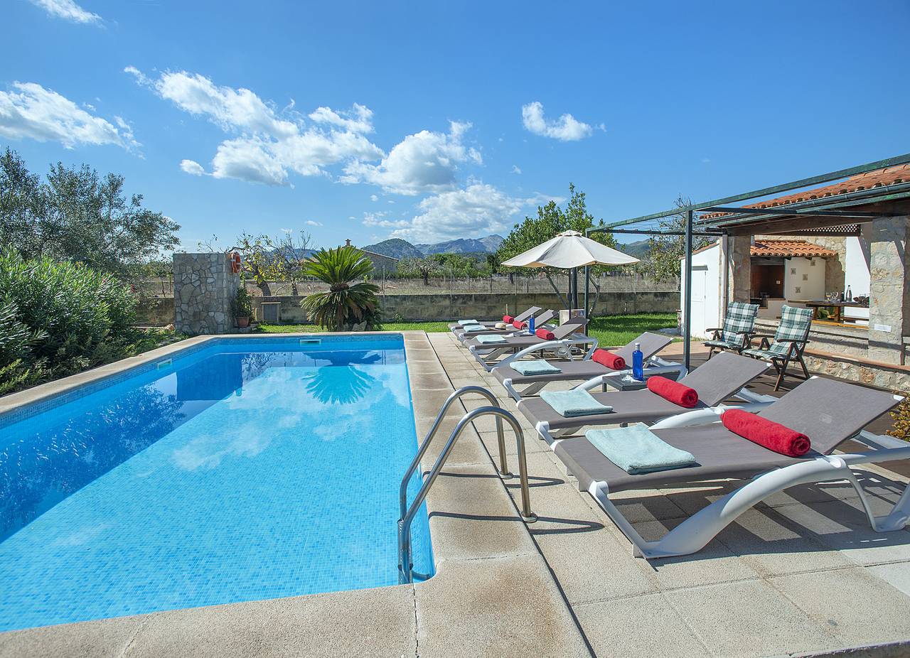 Chalet Finquita - Estancia Rústica in Puerto de Pollensa, Pollença
