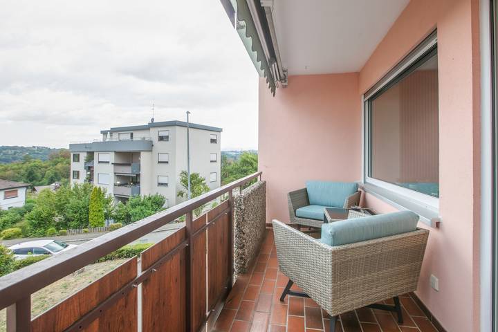 Hel lejlighed, Apartment 'Wehrblick' with Mountain View, Balcony and Wi-Fi in Wehr (Baden-Württemberg), Syd-Sorteskoven