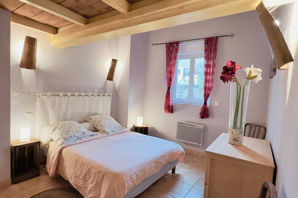 Maison de Campagne Tilleul in Mézel, Alpes-de-Haute-Provence