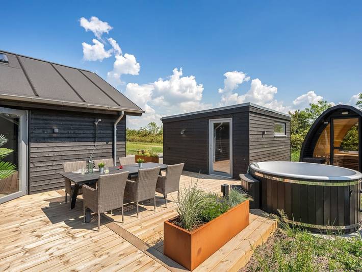 Ferienhaus für 8 Personen, mit Terrasse und Sauna in Stauning - 2