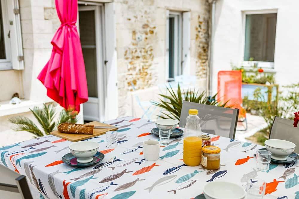 Stunning  villa for 4 people with Wifi, Tv, terrace and parking in Arvert, Côte de Beauté