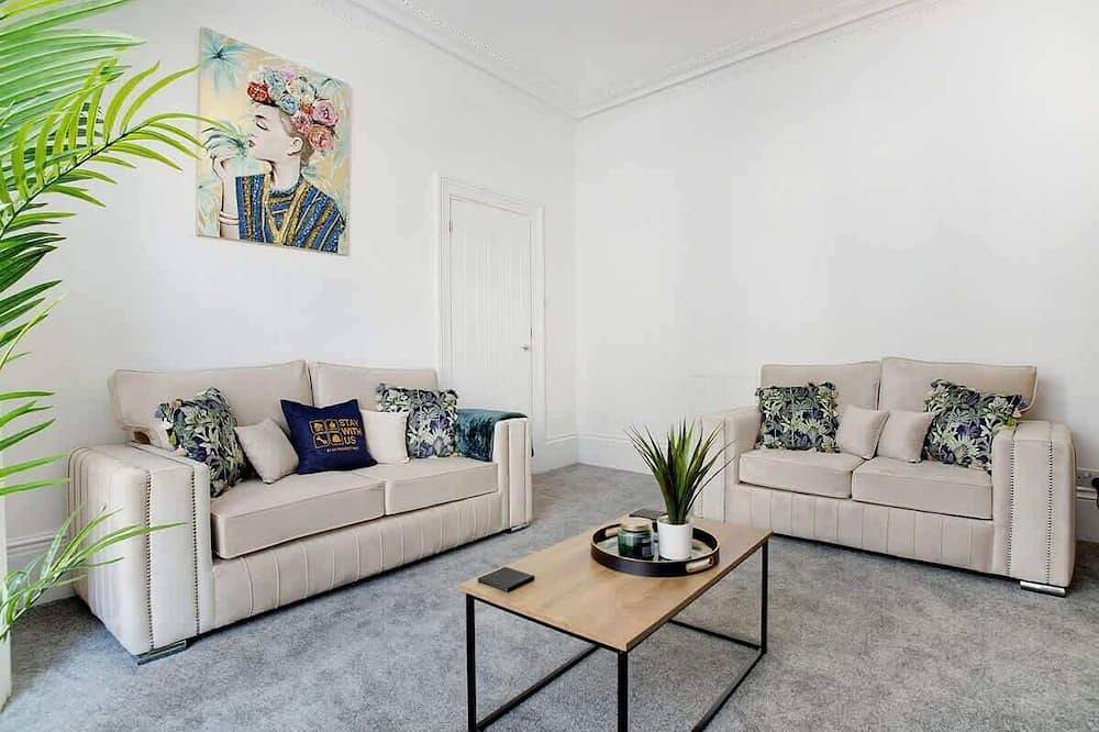 Appartement entier, Spacious 4Br retreat Eden Vale | by Stay With Us in Sunderland