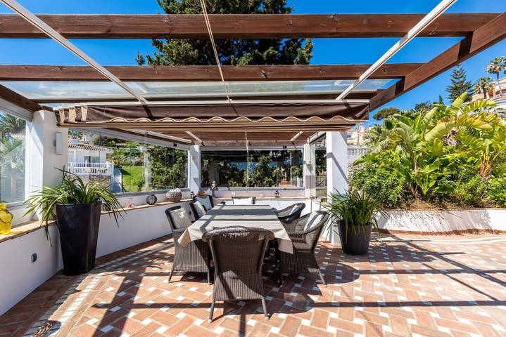 Villa 'La Cala de Mijas' with private pool, Wi-Fi and air conditioning in La Cala de Mijas, Mijas