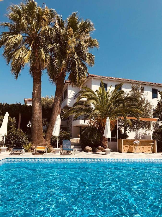 Ferienhaus für 4 Personen, mit Ausblick und Garten sowie Kinderpool und Pool in Petra (Griechenland) - 2