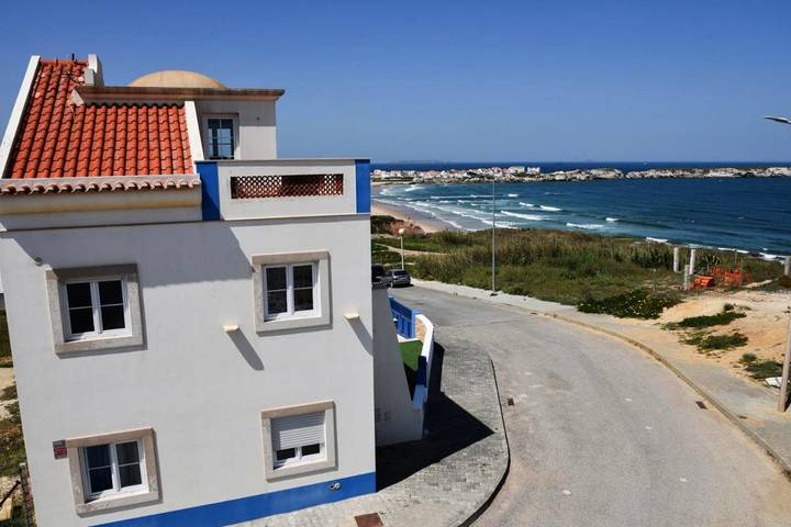 Willa dla 4 osób, z Balkon i Taras oraz Ogród i Widok w Ferrel