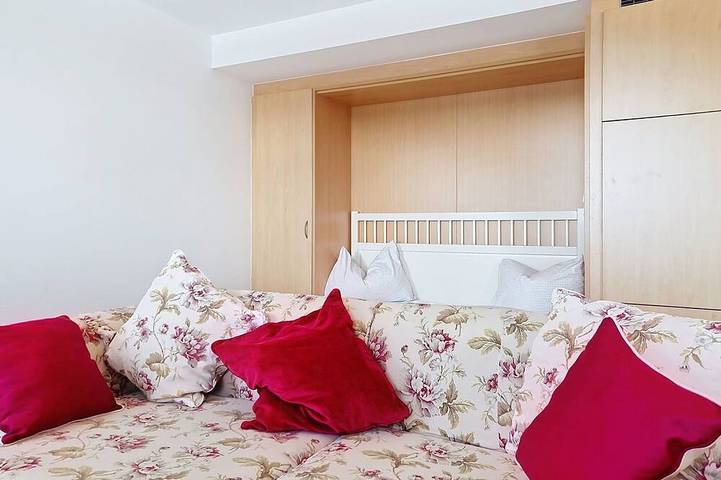 Ganze Wohnung, Gemütliche Wohnung für 2 Gäste mit  W-Lan, Tv und Terrasse in Tuxer Alpen, Navis
