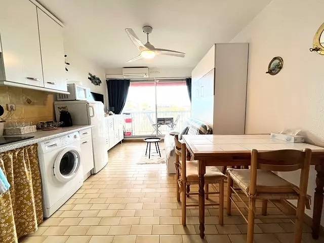 Entire studio, Studio 3 beds near beach in Le Grau-du-Roi, Côte d'Améthyste