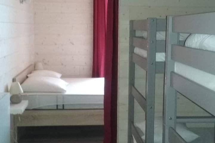 Gîte pour 8 personnes, avec jardin, animaux acceptés à Albiez-le-Jeune - 3