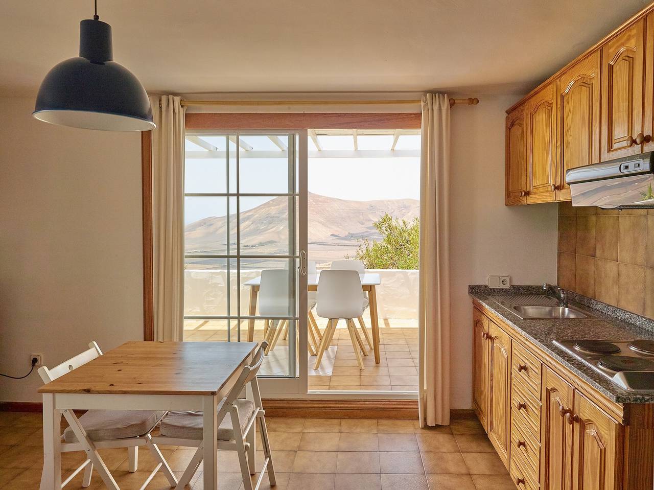 Casa de vacaciones 'Finca La Calerita B' con vistas al mar in Yaiza, Parque Nacional de Timanfaya