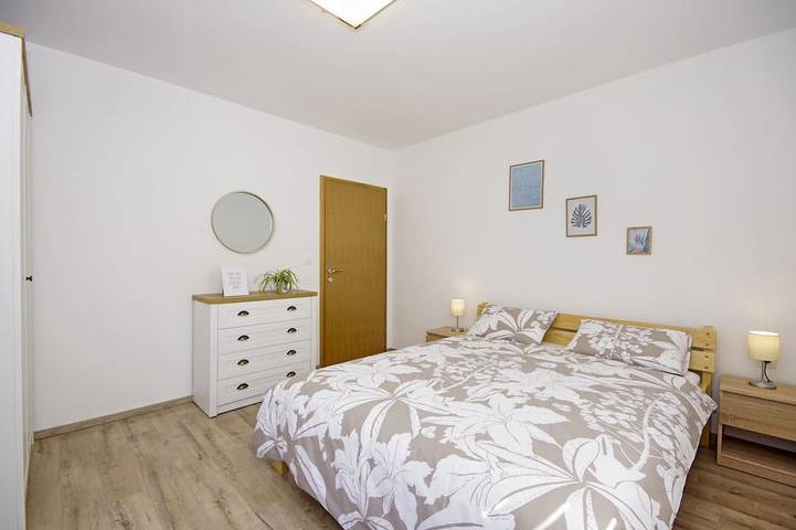Ganze Wohnung, Schöne Landschaft Apartment Dolac - Valley, Vrlika in Kroatien in Vrlika, Dalmatinisches Zagora