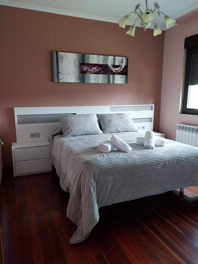 Location de vacances pour 6 personnes, avec vue et jardin à Palas de Rei - 2