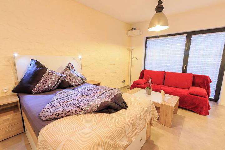 Ganze Wohnung, Loft „Jupiter“ – ruhiger Innenhof, Gym & Parkplatz frei in Leverkusen, Bergisches Land