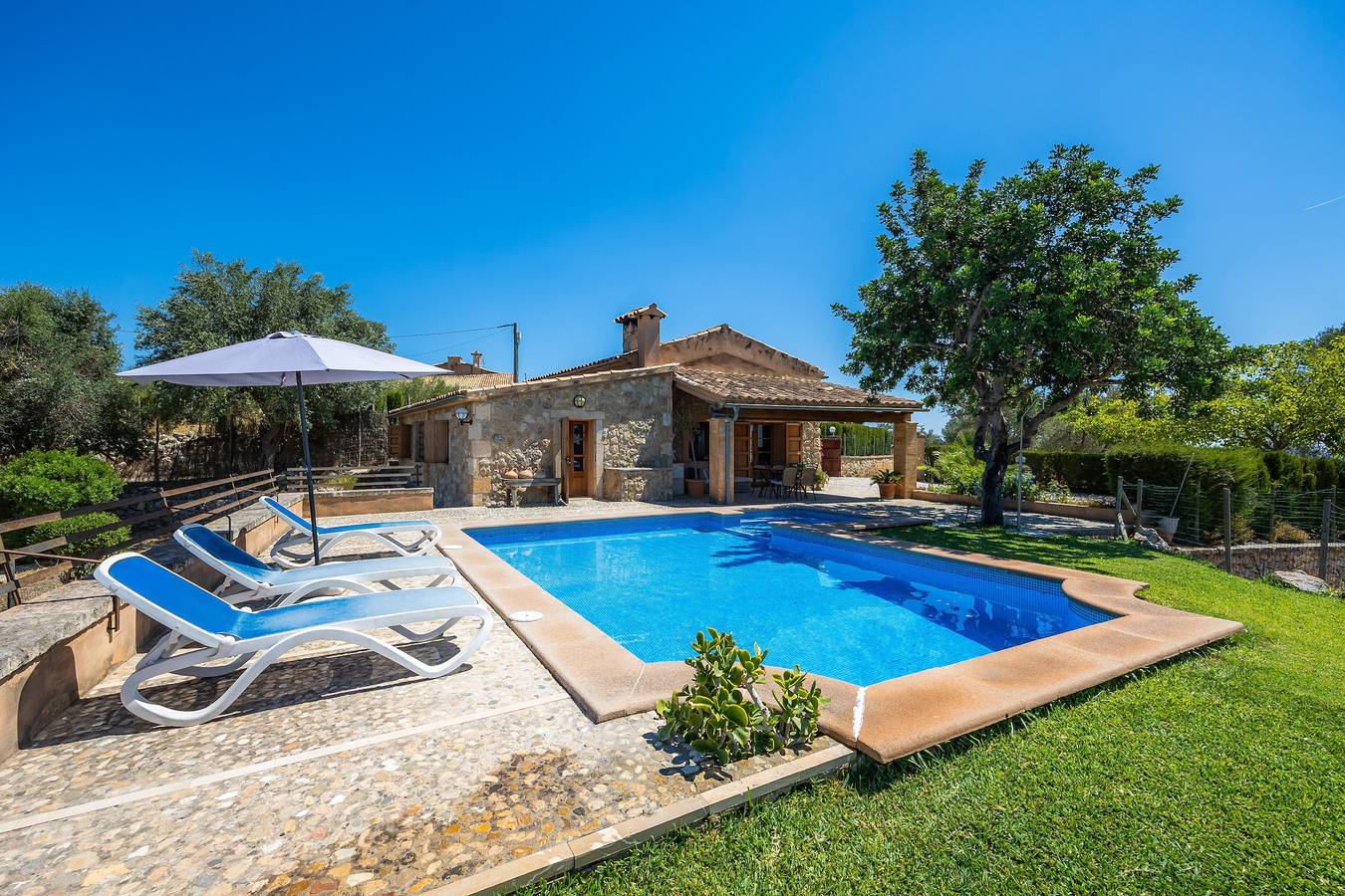 Villa 'Sestadors' mit Bergblick, Wi-Fi und Klimaanlage in Moscari, Selva