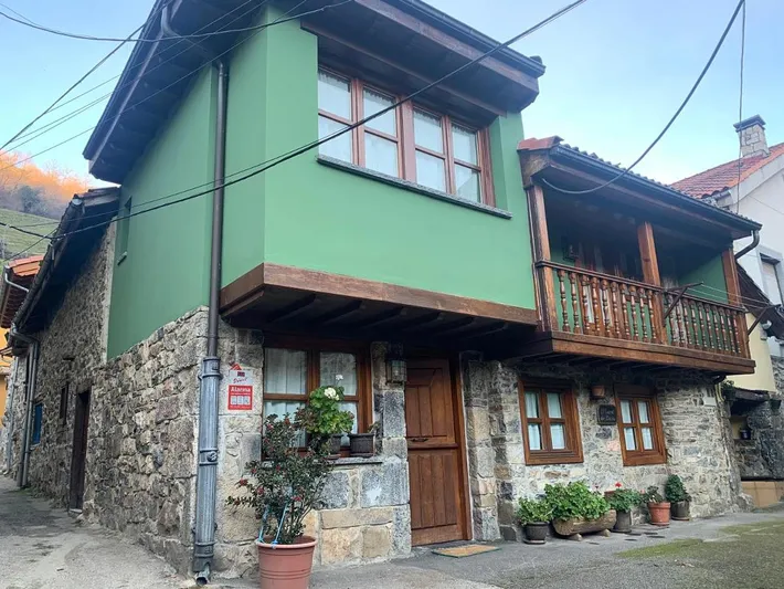 Ferienhaus für 6 Personen, mit Balkon und Ausblick - 1
