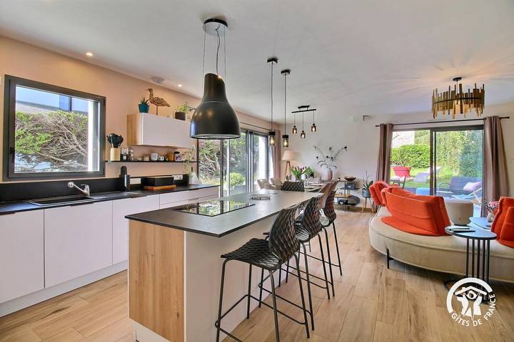 Gîte pour 6 personnes, avec jardin et terrasse dans Plage de Keraude - 3
