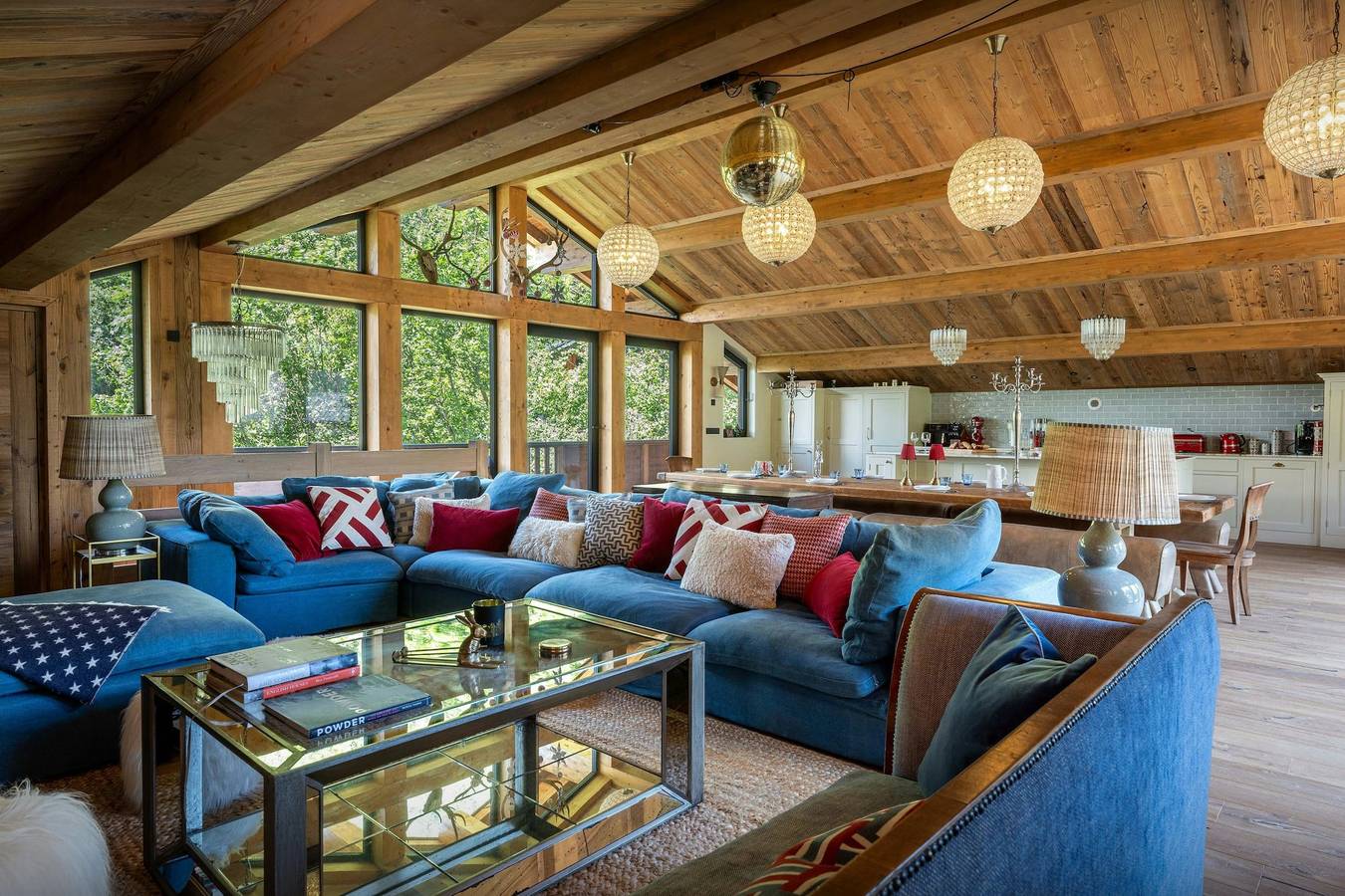 Chalet für 13 Personen mit Terrasse in Séez, Albertville und Umgebung