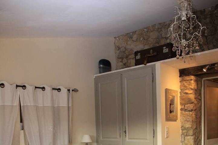 Gîte pour 6 personnes, avec jardin à Tourrettes - 3