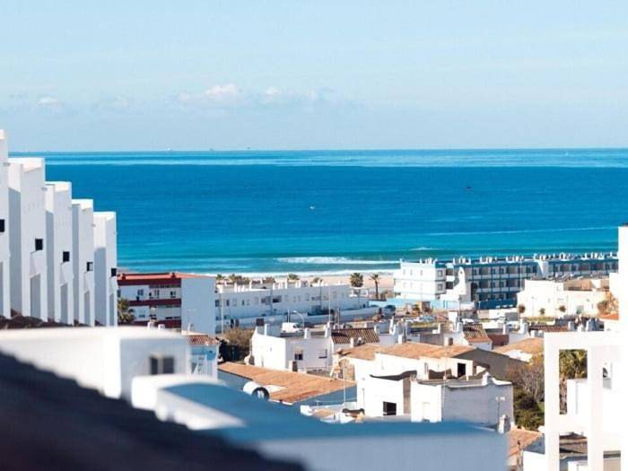 Casa rural para 8 personas, con Balcón y Terraza además de Jardín y Vistas en Parque Natural del Estrecho - 4
