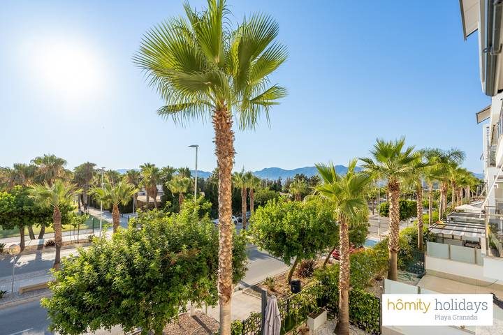 Ganze Wohnung, Ferienwohnung für 6 Personen mit Ausblick in Playa Granada, Motril