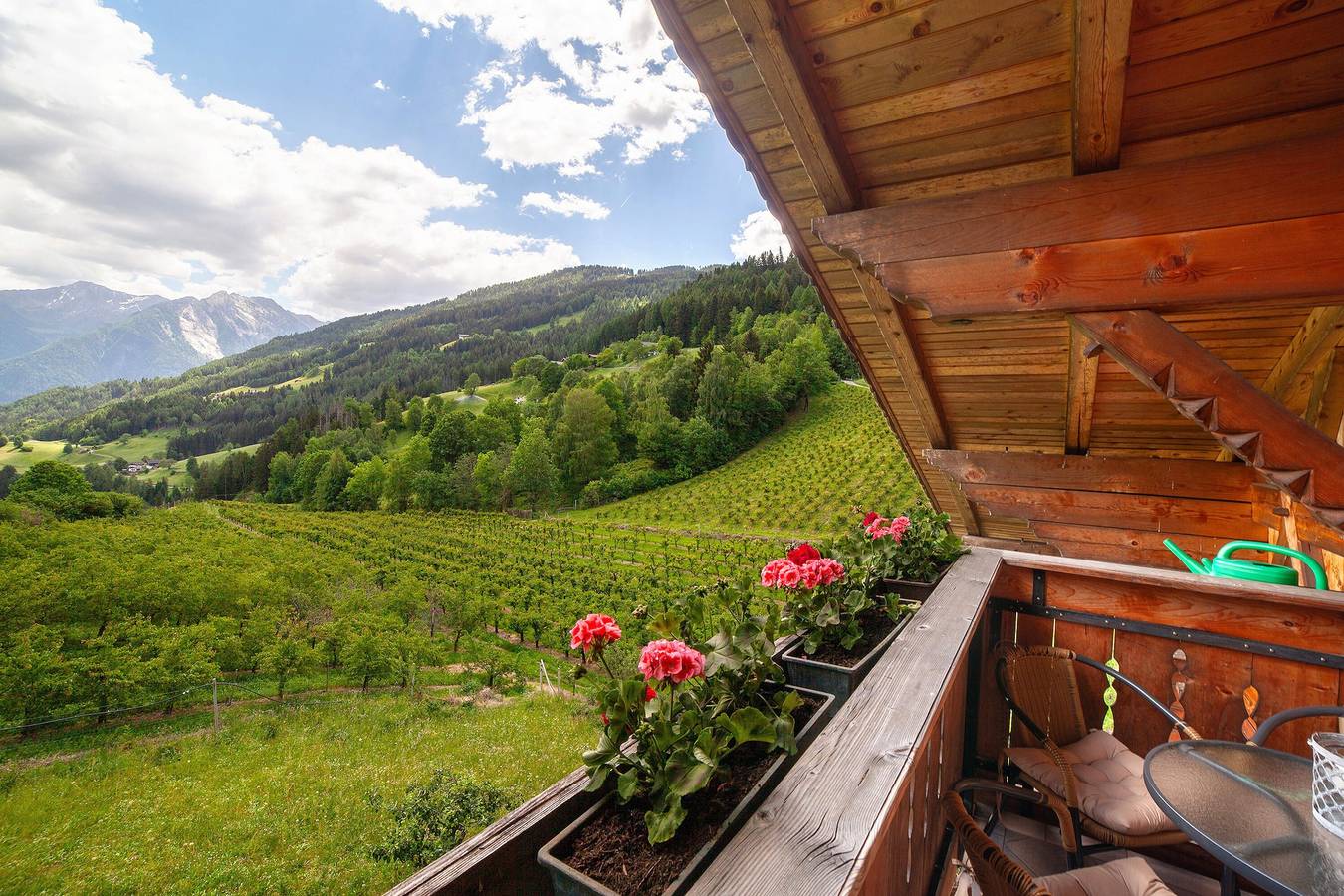 Appartement 'A' met Uitzicht op de Bergen, Balkon en Wi-Fi, foto 14