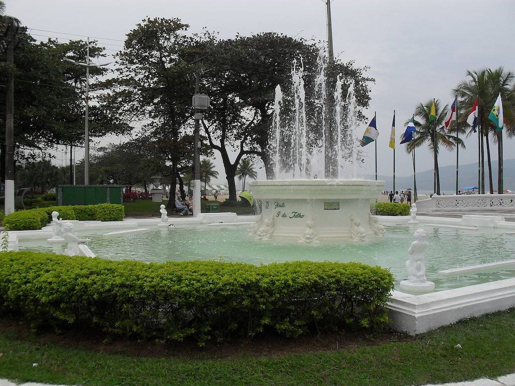 Ganze Wohnung, Apt 2 qtos, Wi-Fi, 2 Bäder, fünf Strand mit Panoramablick, Gonzaga (Kanal 3) in Santos, Baixada Santista