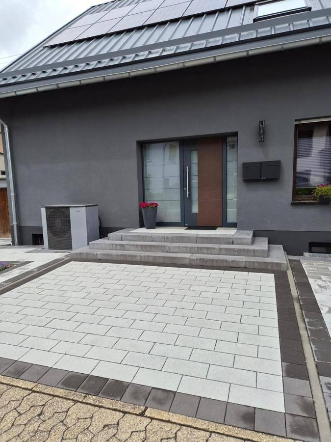 Gîte pour 3 personnes, avec balcon et vue, animaux acceptés à Langenfeld - 3