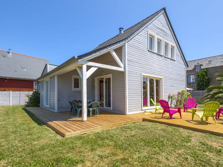 Ferienhaus für 6 Personen, mit Terrasse und Garten