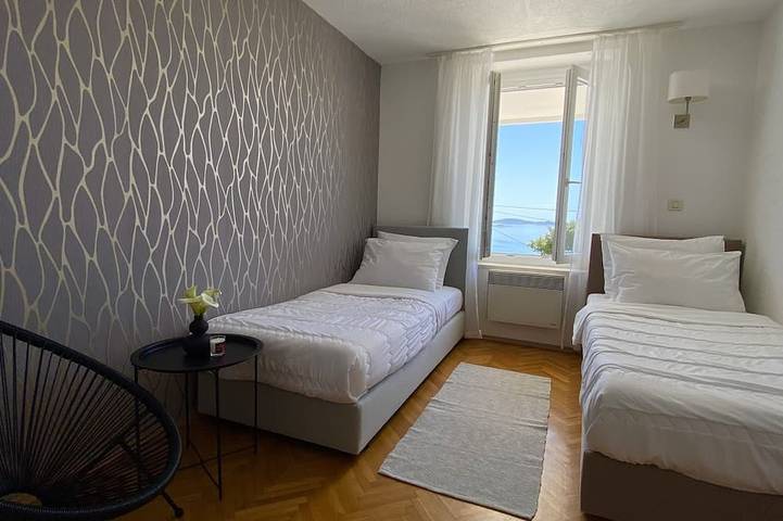 Villa pour 12 personnes, avec balcon à Mlini - 4