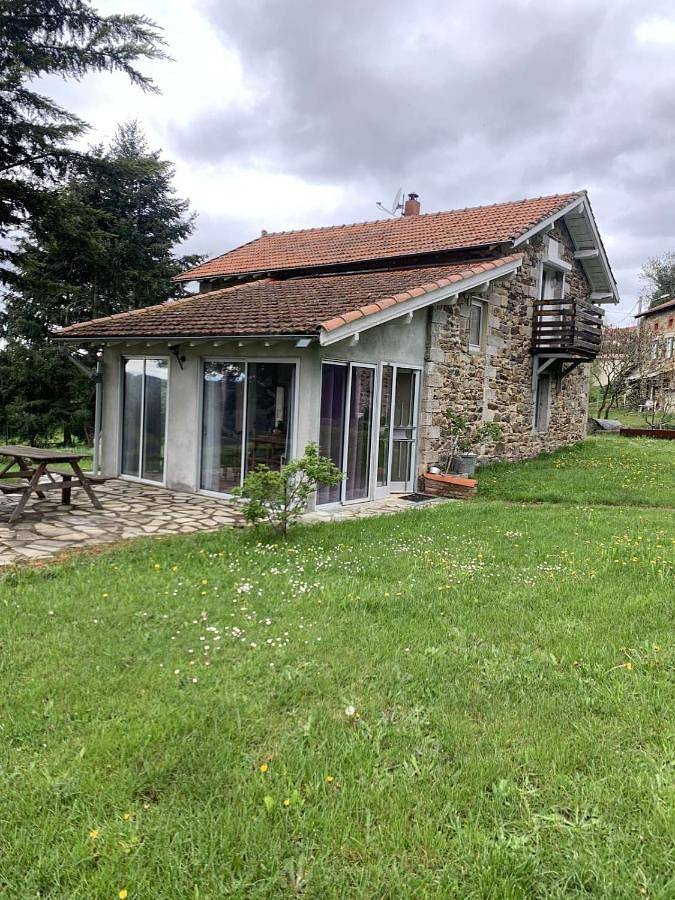 Three-Bedroom House in Saint-Vert, Parc Naturel Régional Livradois-Forez