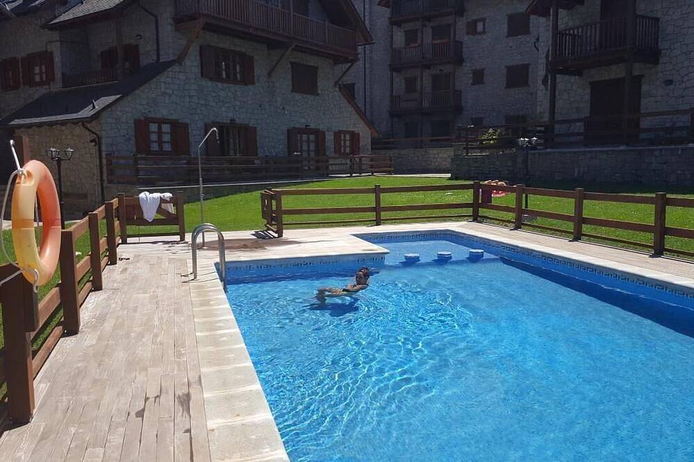 Entire apartment, Holiday apartment Anciles for 1 - 4 persons with 2 bedrooms - Holiday apartment in Cerler, Benasque