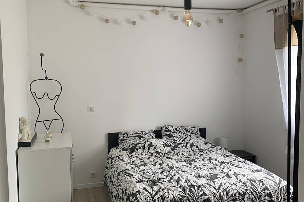 Appartement indépendant dans maison de campagne in Lezoux, Région de Thiers