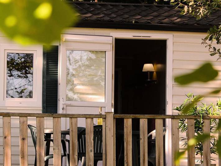 Camping Le Domaine Aramis - Mobilhome 4 personnes - Premium 3 Pièces in Marsan (homonymie), Gers