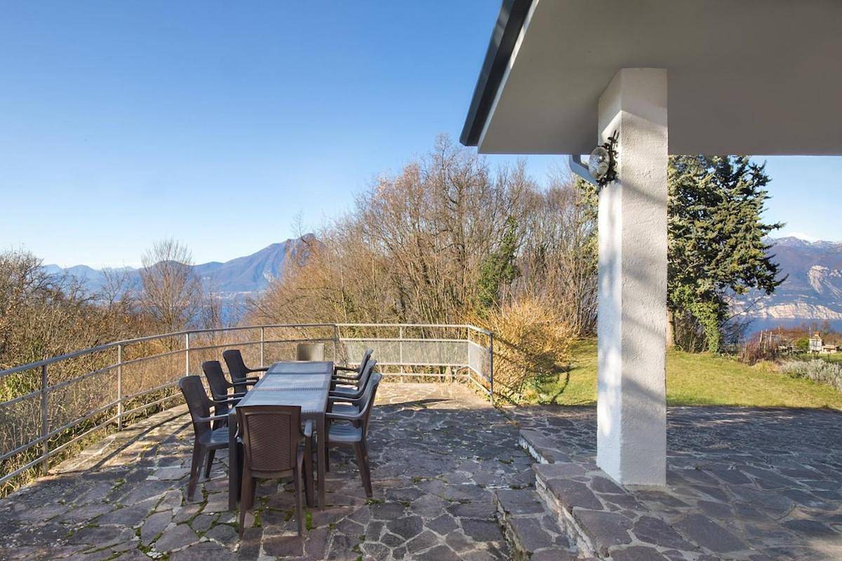 Villa Elisabetta-Tranquilla con vista lago in San Zeno di Montagna, Gardasee-Berge