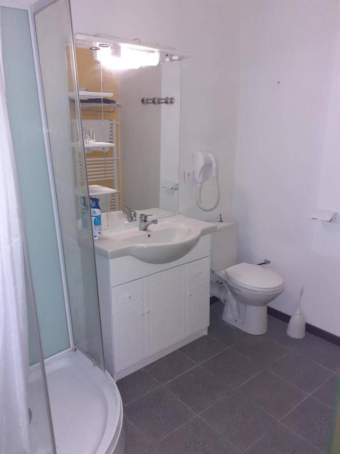 Double Room in Rogny-les-Sept-Écluses, Région d'Auxerre