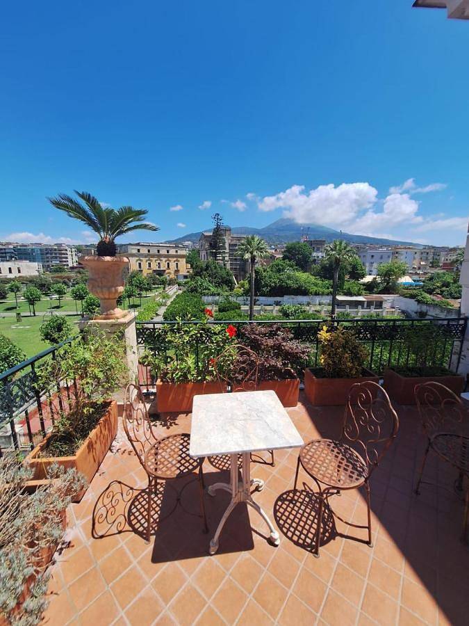 Appartamento intero, Two-Bedroom Apartment in Ercolano, Parco nazionale del Vesuvio