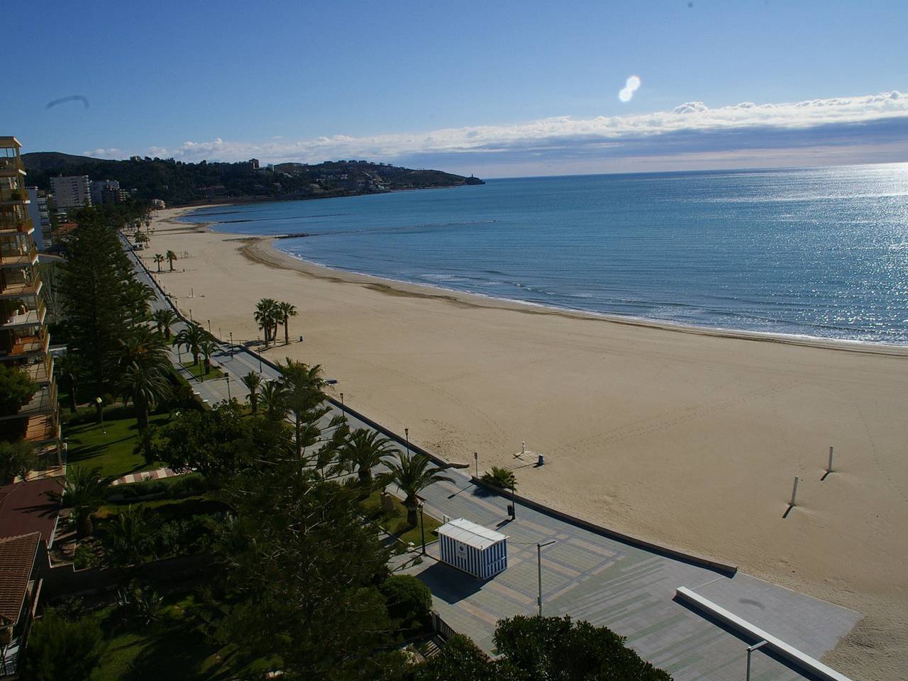 Apartamento entero, Apartamento de 4 habitaciones en Benicàssim con terraza y parking in Benicasim, Costa del Azahar