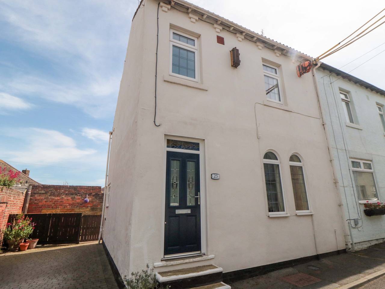 Sands End Cottage in Redcar and Cleveland