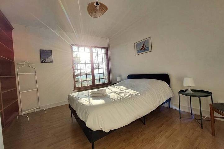 Location de vacances pour 13 personnes, avec jardin à Montreuil-Bellay - 3