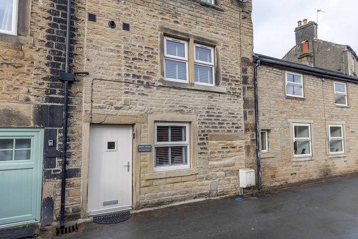 Riverside cottage on the edge of the Peak District in Yorkshire del Oeste